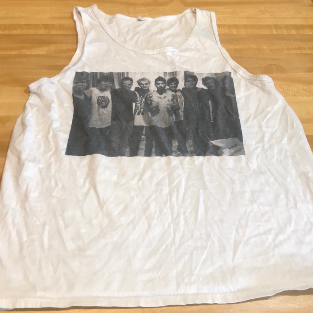 5SOS and One Direction tank